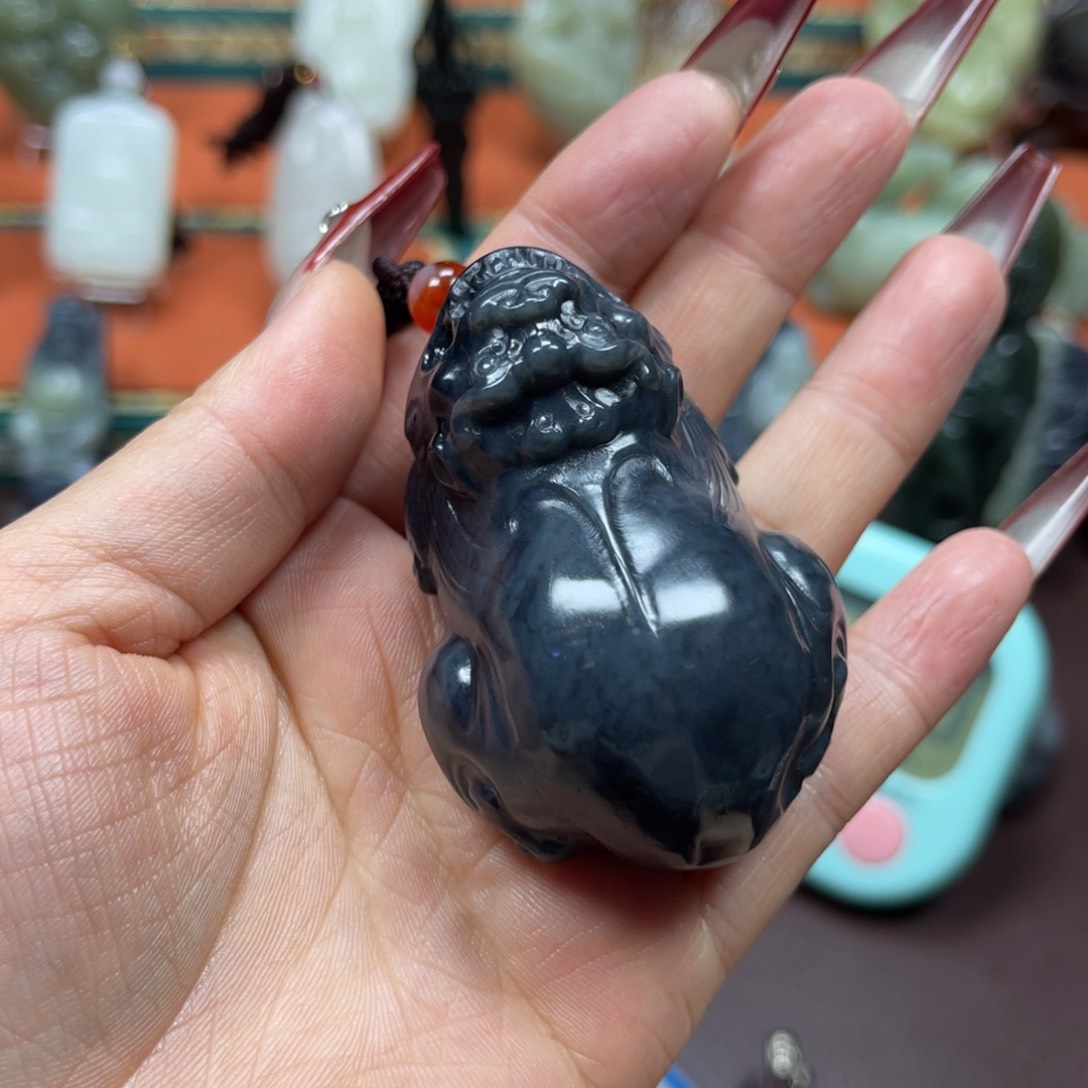 和田玉挂件未镶嵌乒*兔