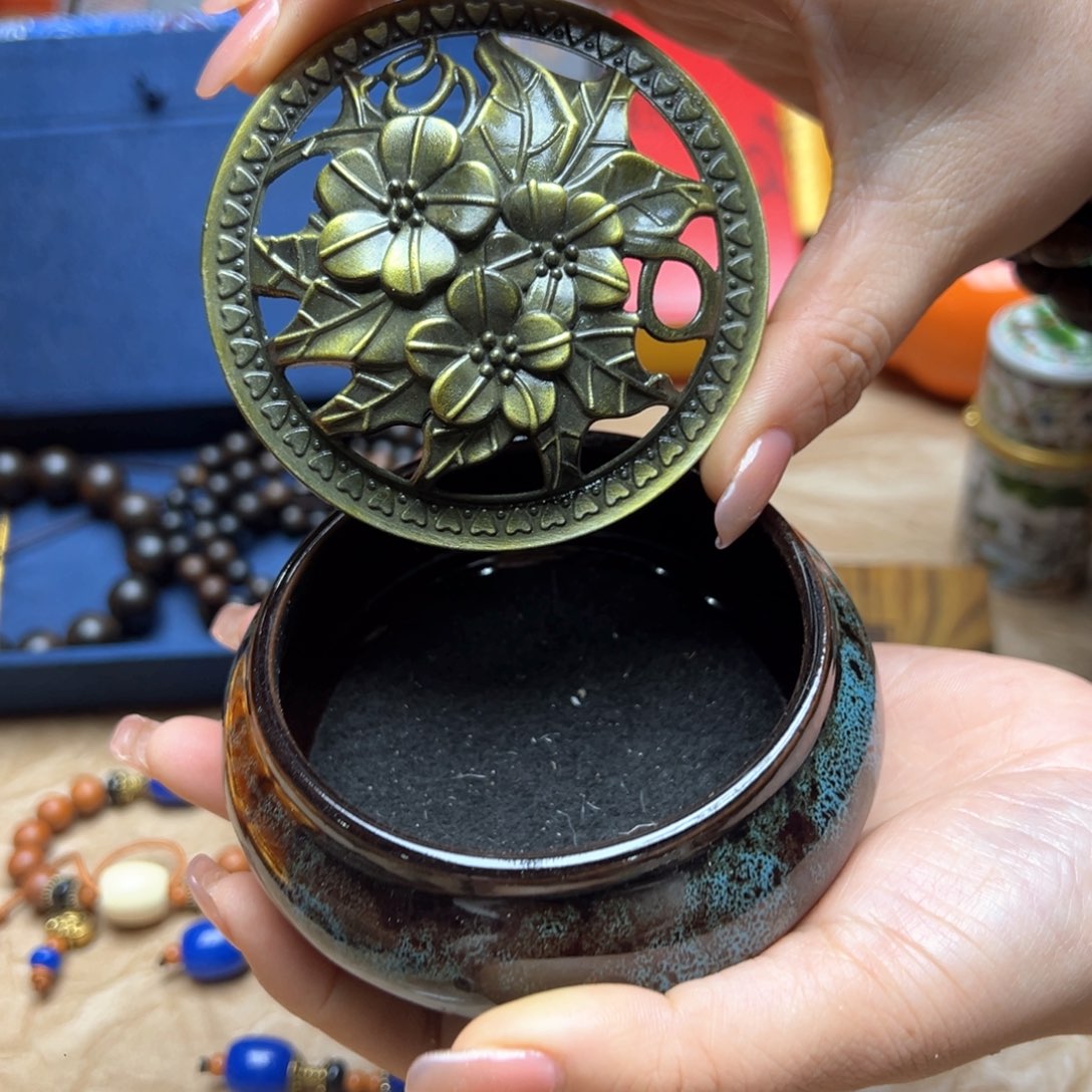 大叶紫檀（黑酸枝木类）