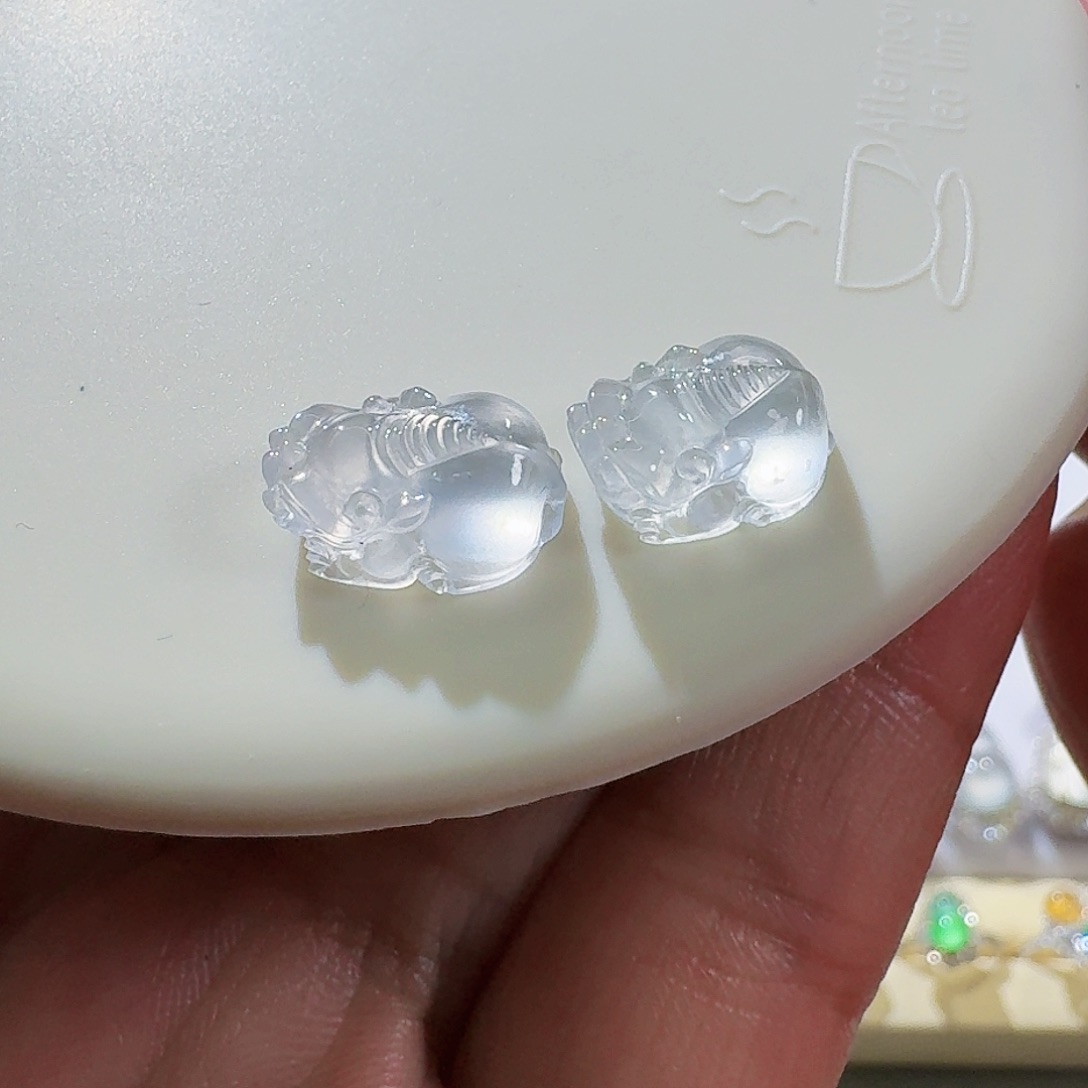 翡翠颈饰未镶嵌裸石