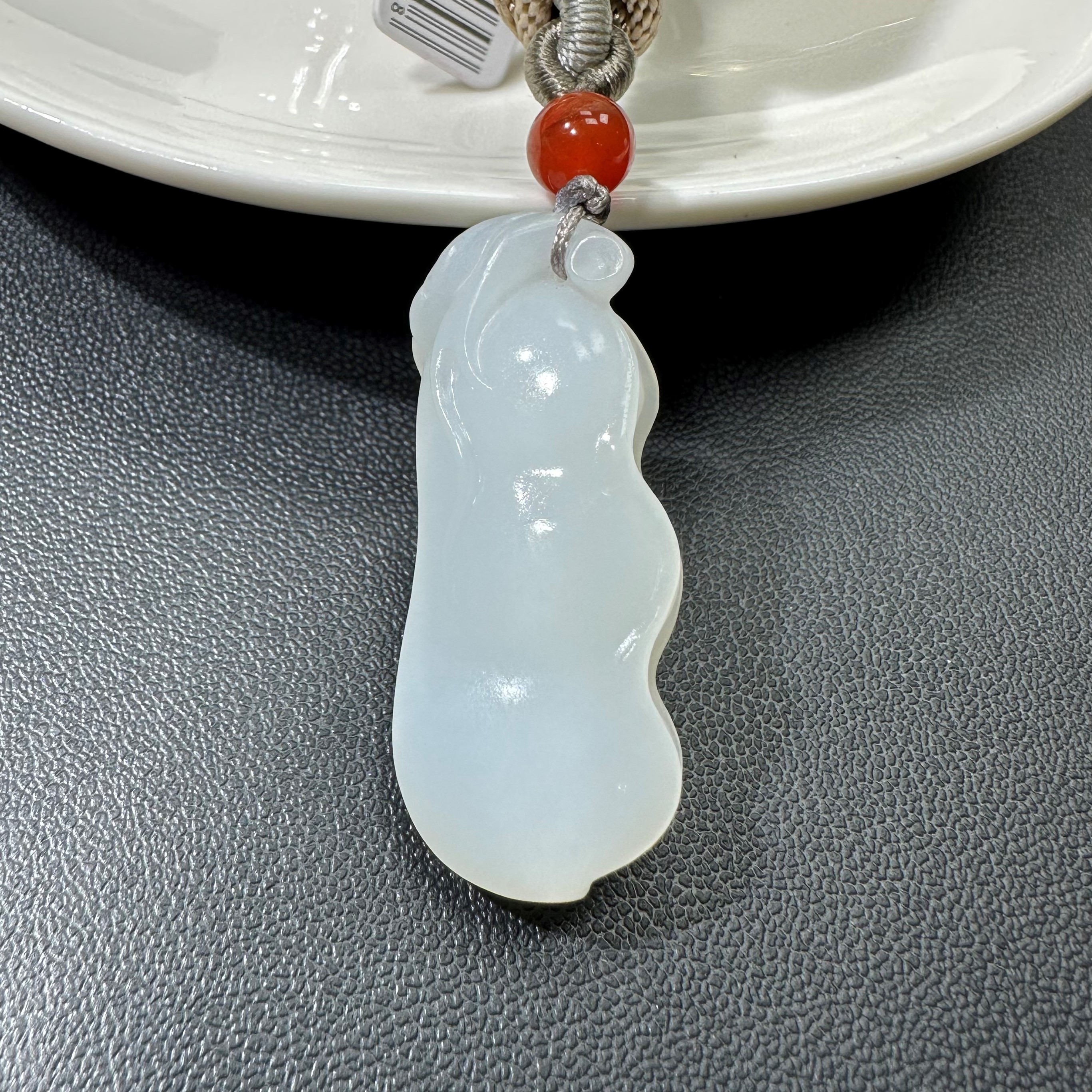 俄料白玉芭莎料苏工手工雕刻福豆（裸石36*15*9mm）吊坠白色气质