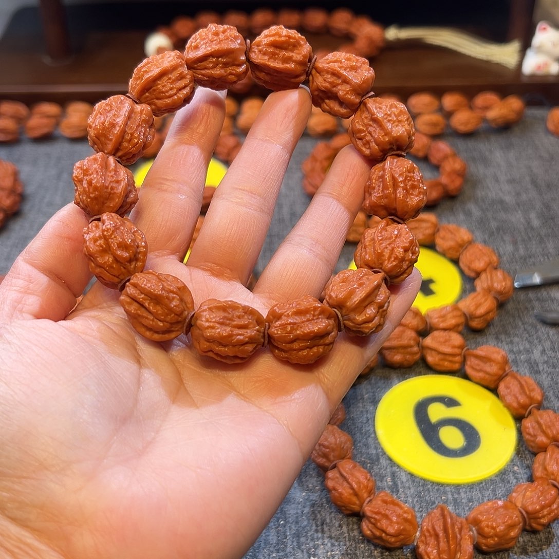 鑫***鸽手串文玩核桃小金蟾