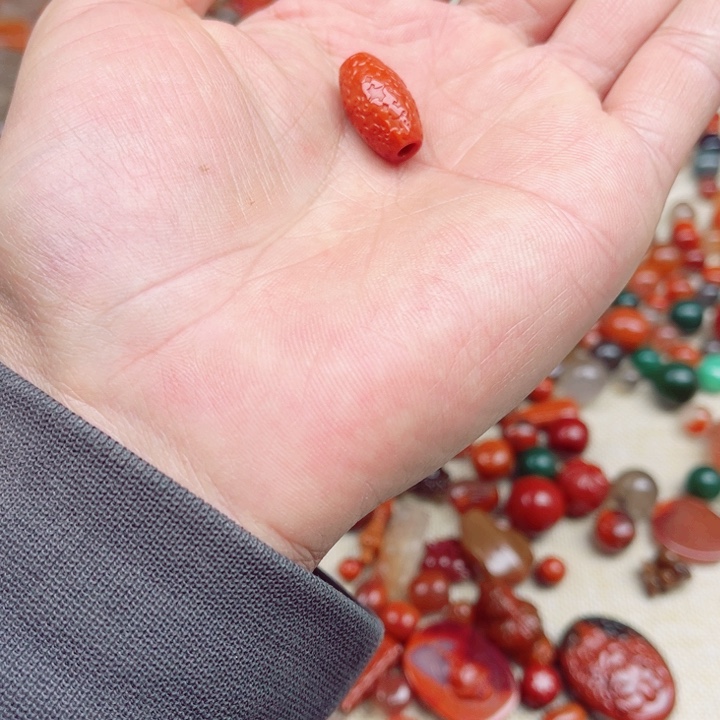 未镶嵌桶珠南红玛瑙