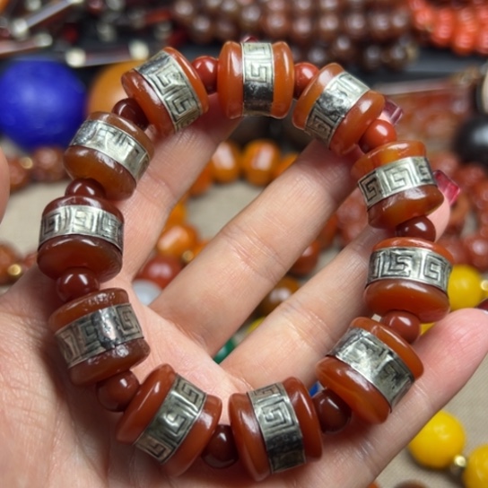 玛瑙/玉髓颈饰未镶嵌