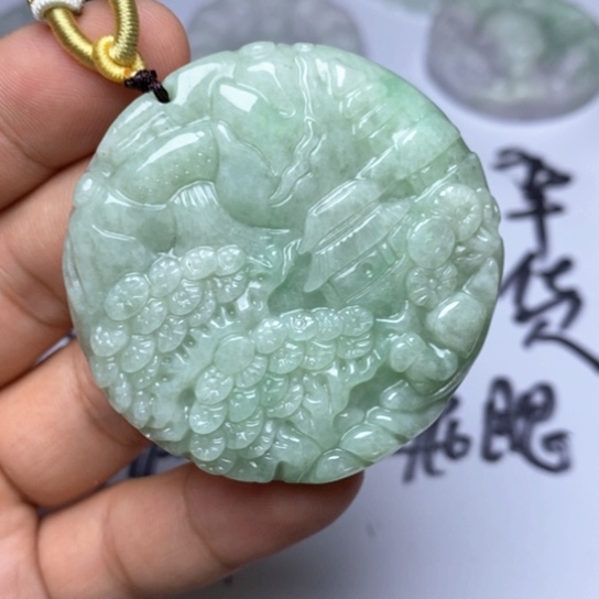 颈饰未镶嵌翡翠翡翠