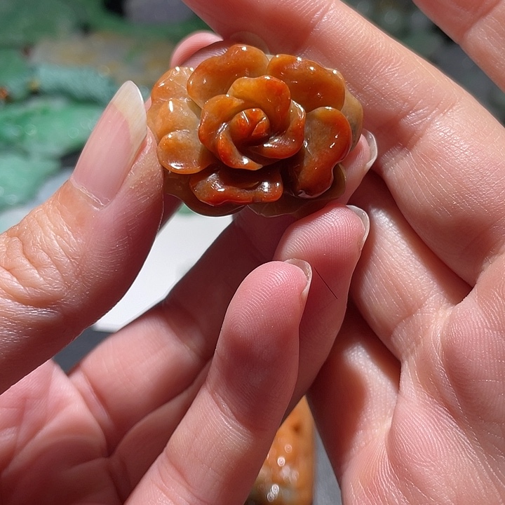 颈饰未镶嵌翡翠天