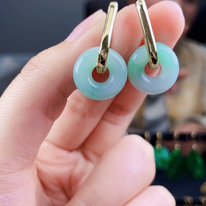 翡翠耳饰未镶嵌饰品