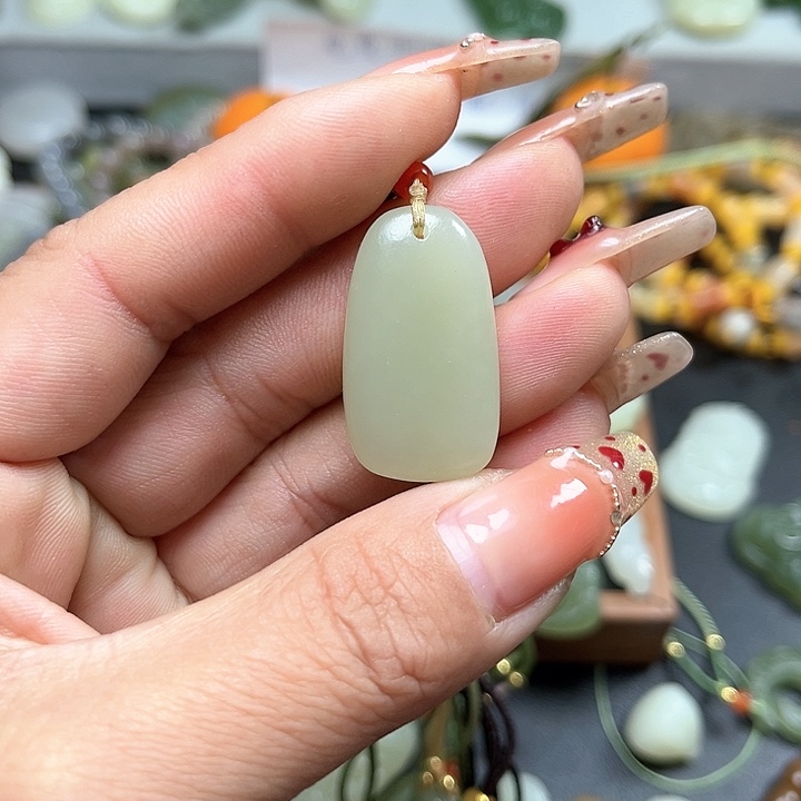 【闪购商品】和田玉颈饰未镶嵌