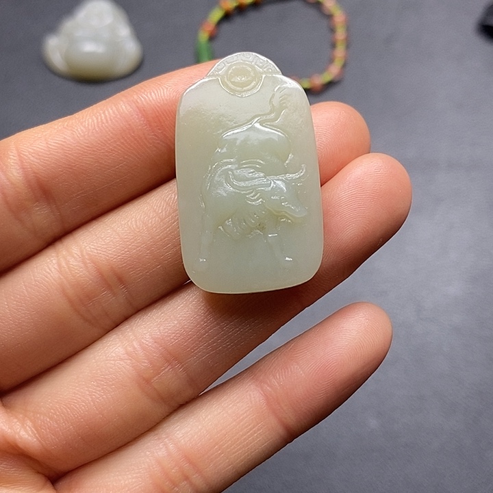 颈饰未镶嵌和田玉