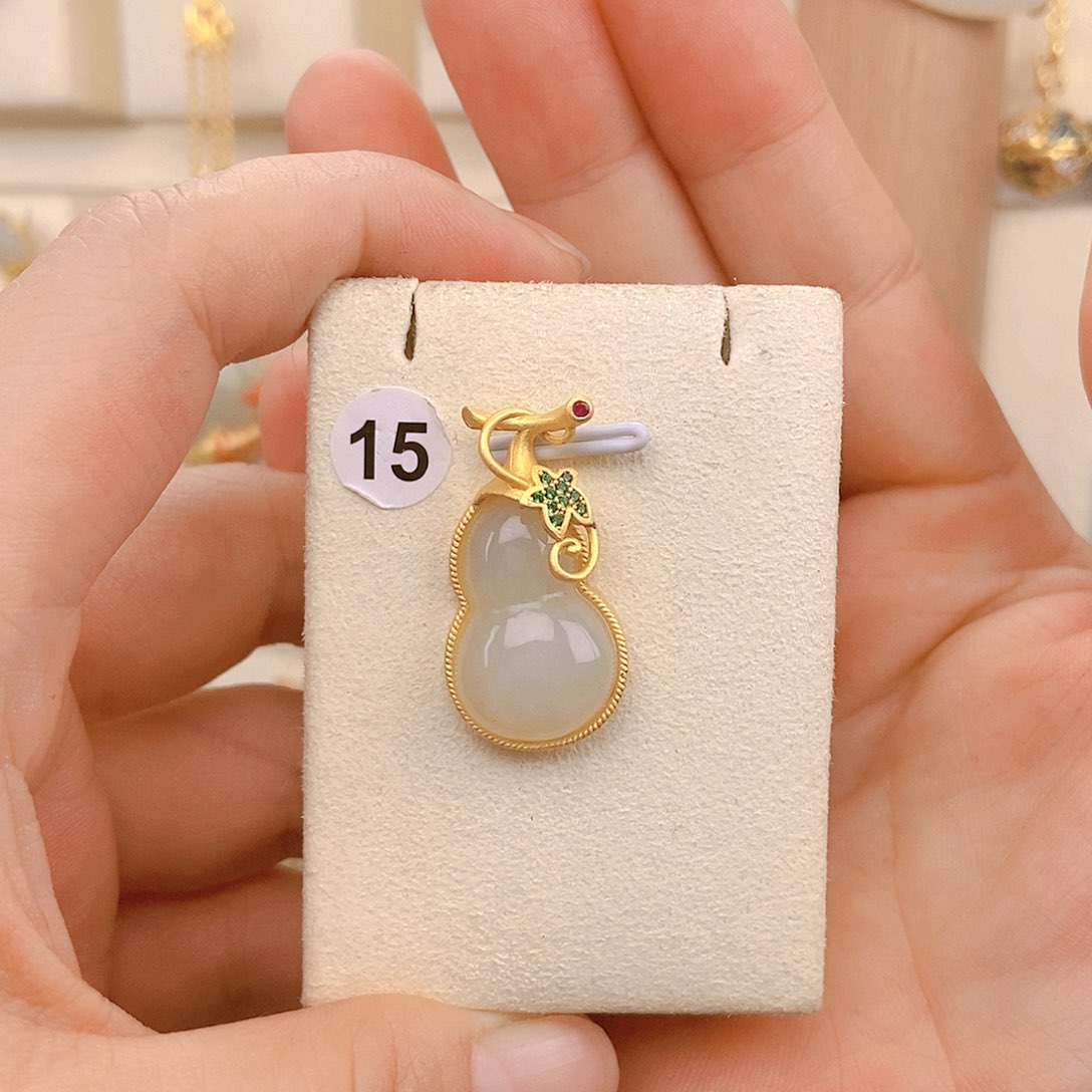 和田玉颈饰银S925镀金镶嵌