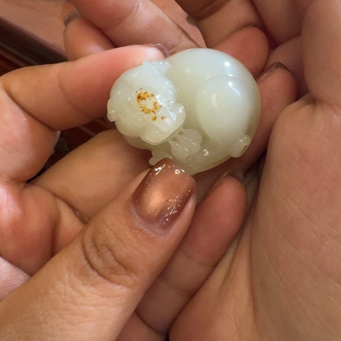 和田玉挂件未镶嵌好**磨