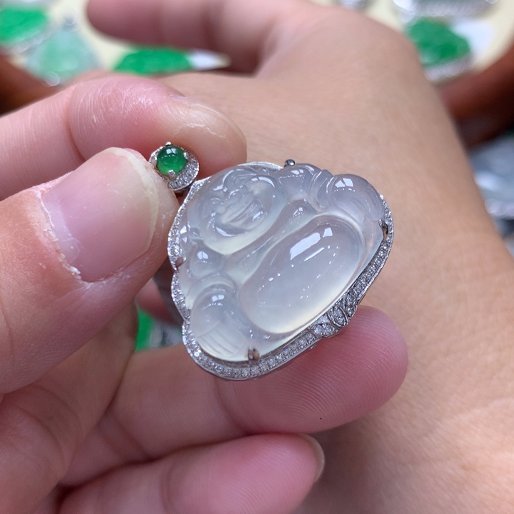 吊坠(不含链)18K金镶嵌翡翠