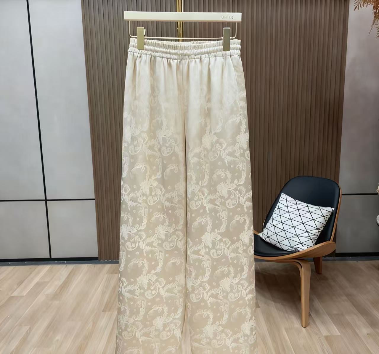 Momo2024冬季百搭高级显瘦设计师款醋酸国风新中式棉裤