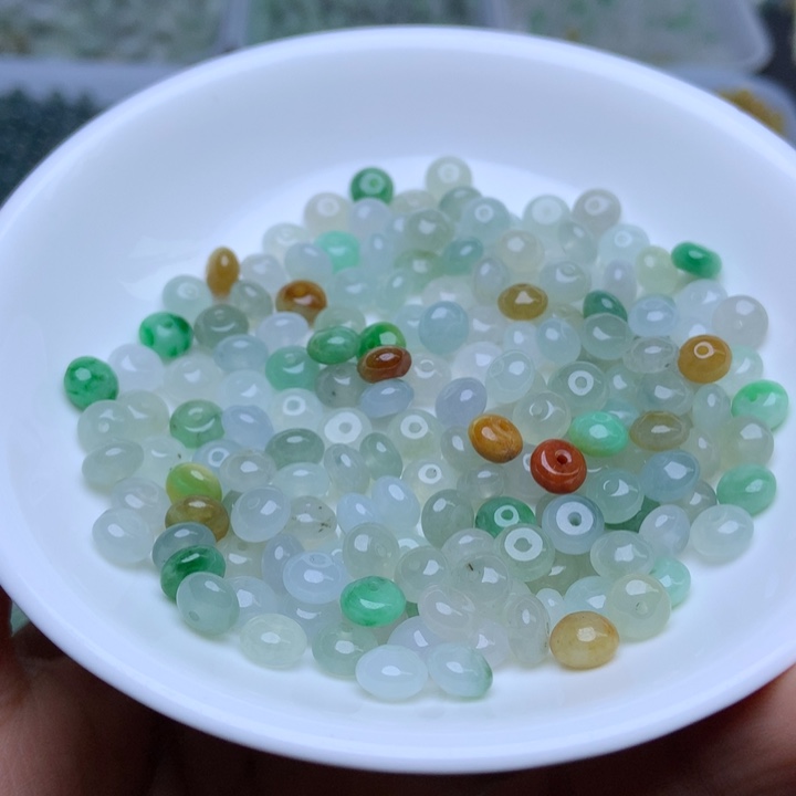 散珠翡翠卡4乘6.5冰鼓珠10个