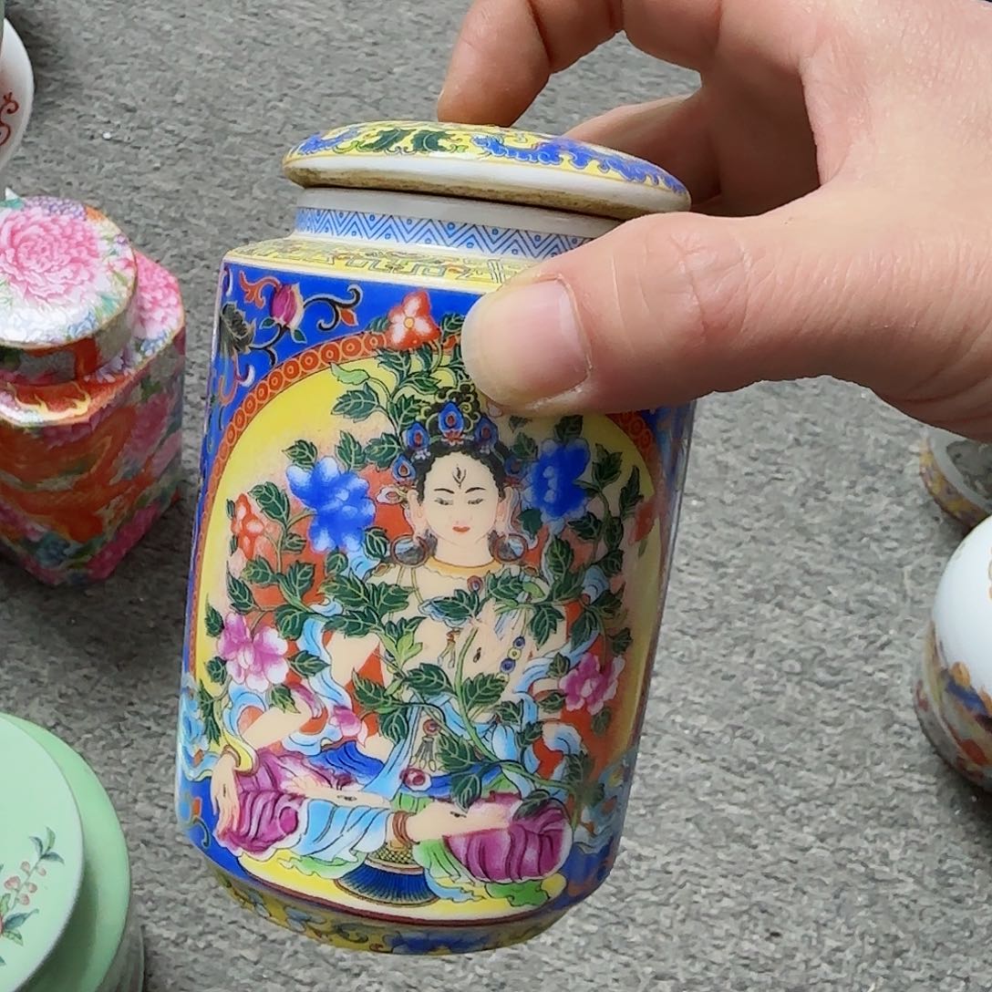 摆件瓷器的工艺技术水平