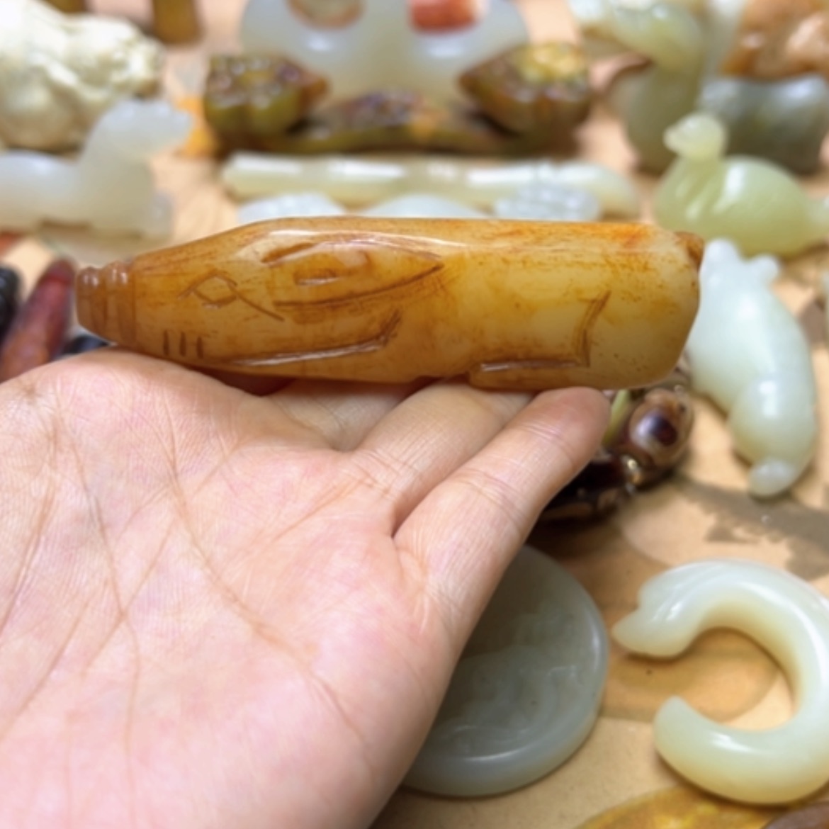 【闪购商品】蛇纹石玉颈饰未镶嵌