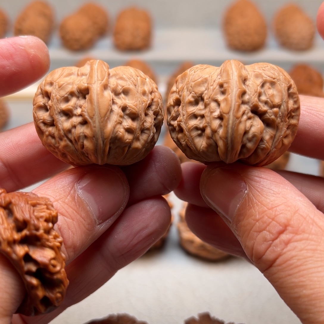 文玩核桃把件38平谷元宝