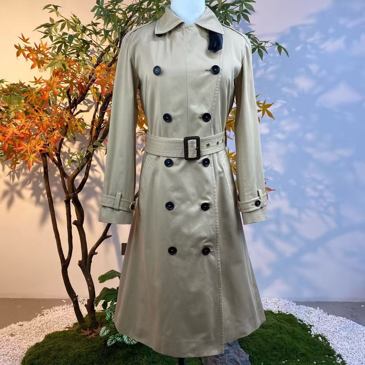 99新 LouisVuitton/路易威登 251121/34码/满印内衬长款叠穿风衣