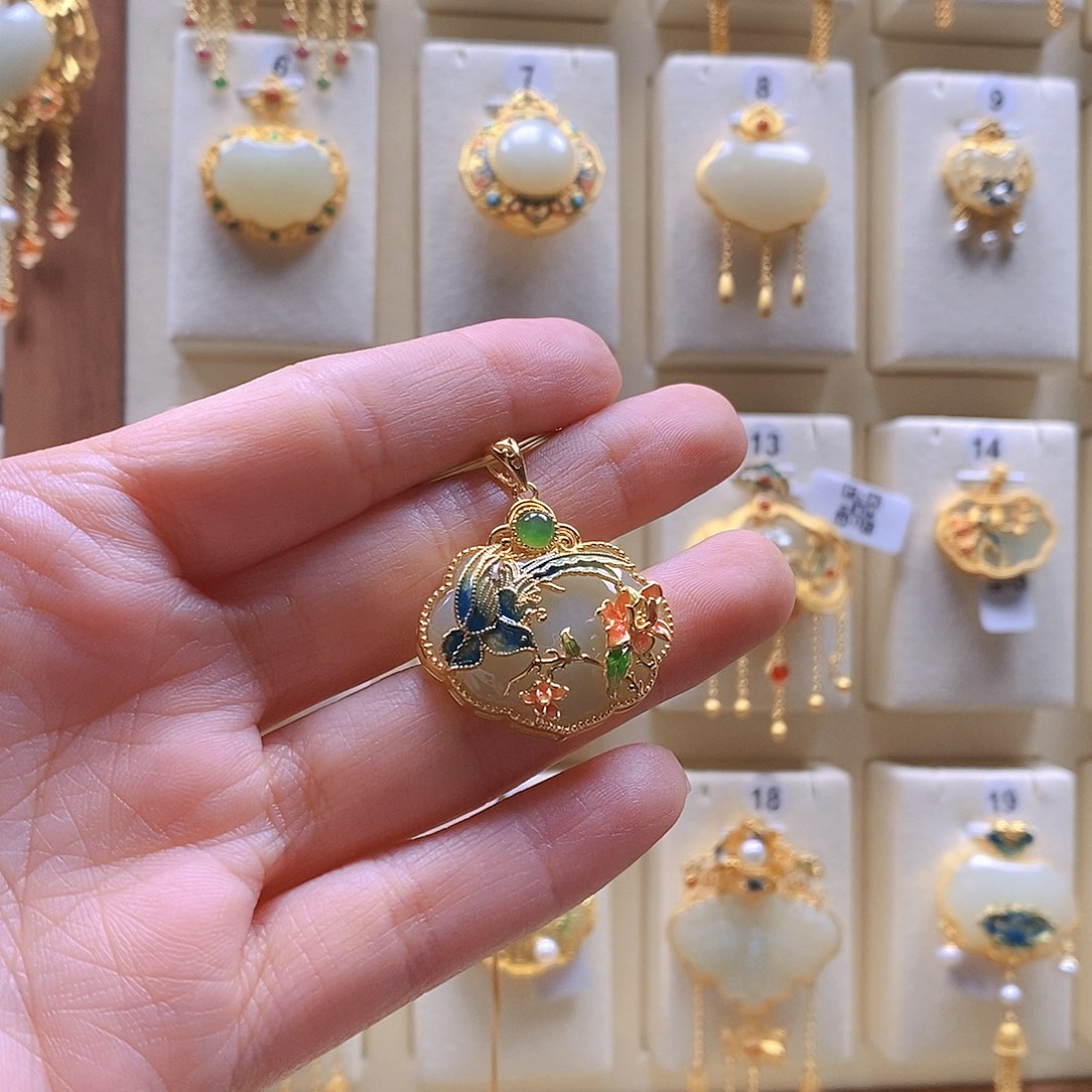 和田玉颈饰银S925镶嵌