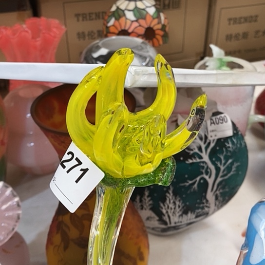 琉璃花高46厘米宽9厘米