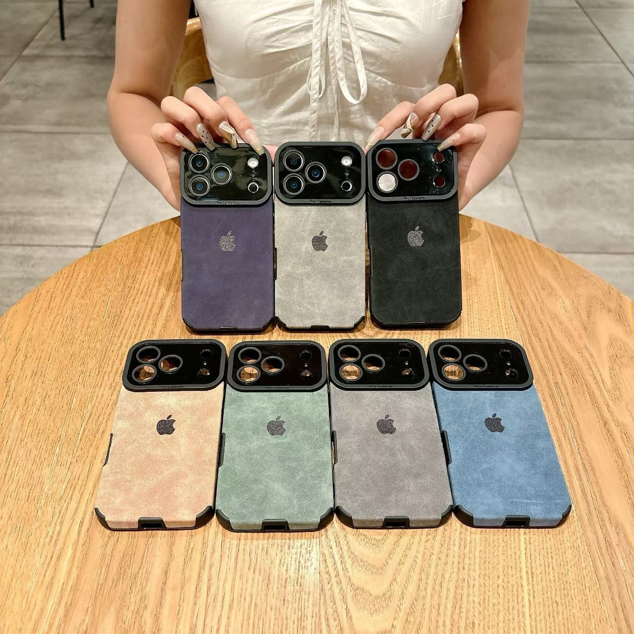 高级耐脏翻毛皮适用iPhone17promax防摔手机壳秋冬款苹果12/13/14