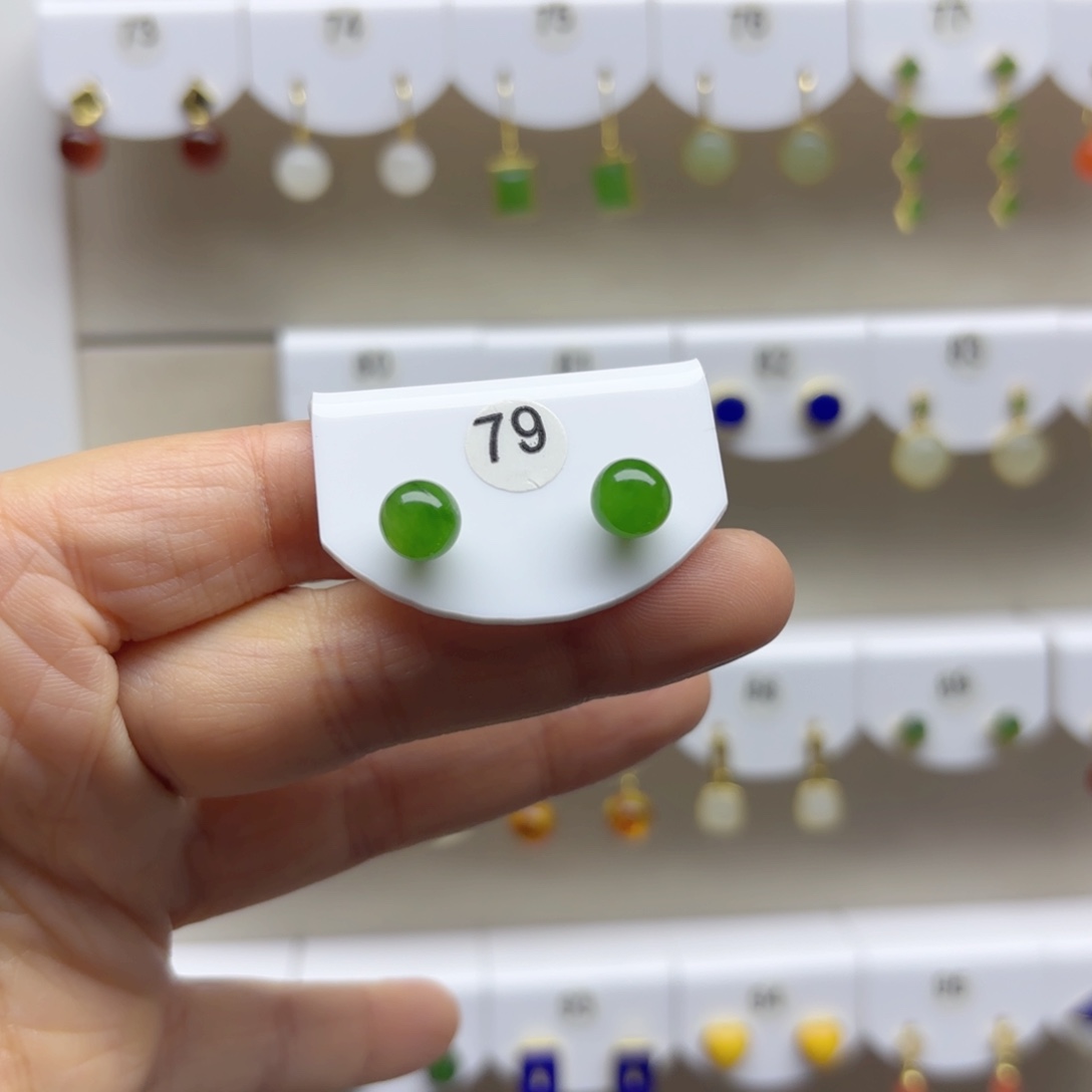 银S925镶嵌和田玉耳饰8m m