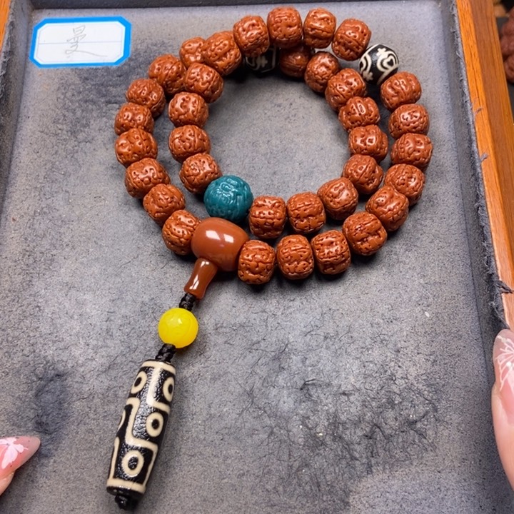 金刚菩提吊坠菩提