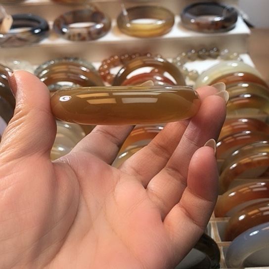 玛瑙/玉髓未镶嵌手镯