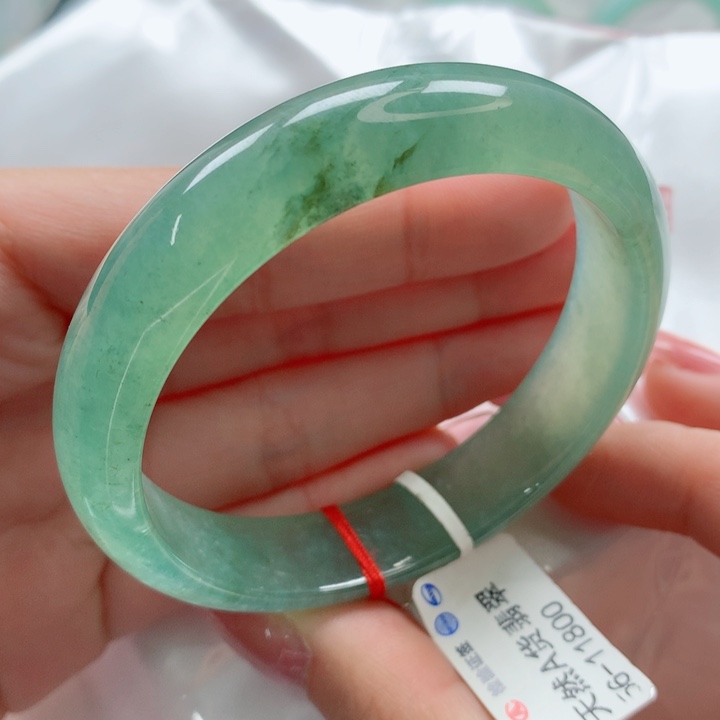 翡翠手镯未镶嵌毕业款正冰晴水起光54.55