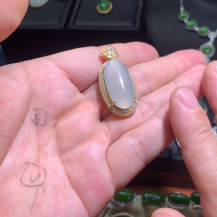 和田玉银S925镶嵌颈饰
