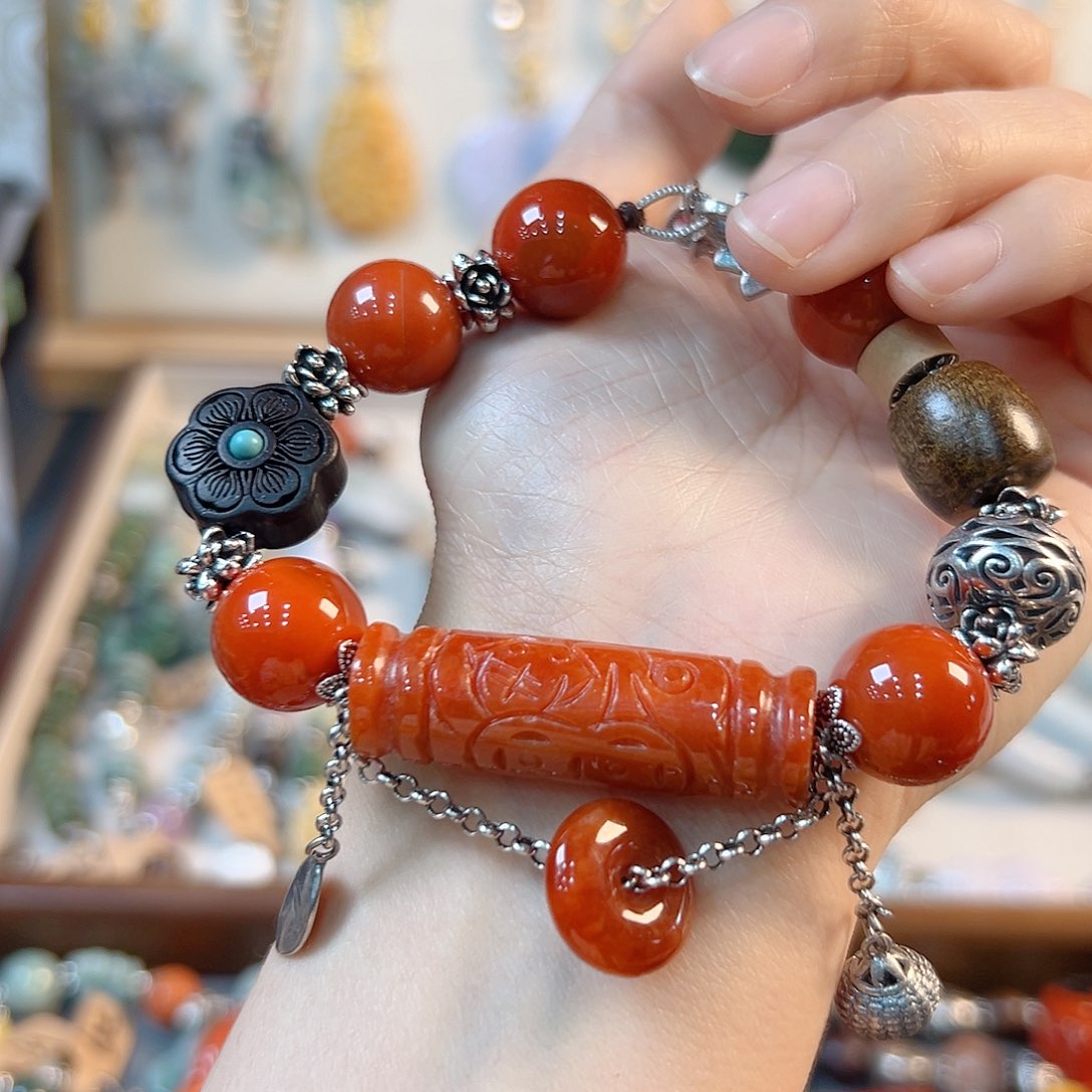 翡翠手链未镶嵌睡****_