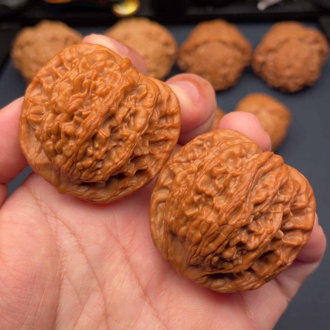 把件文玩核桃全品41红皮麦穗虎