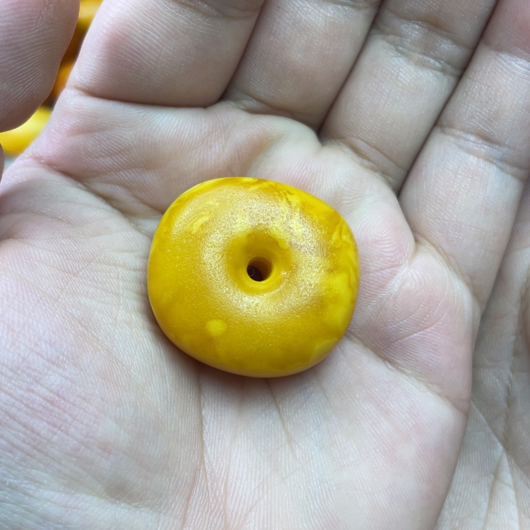 蜜蜡未镶嵌吊坠(不含链)