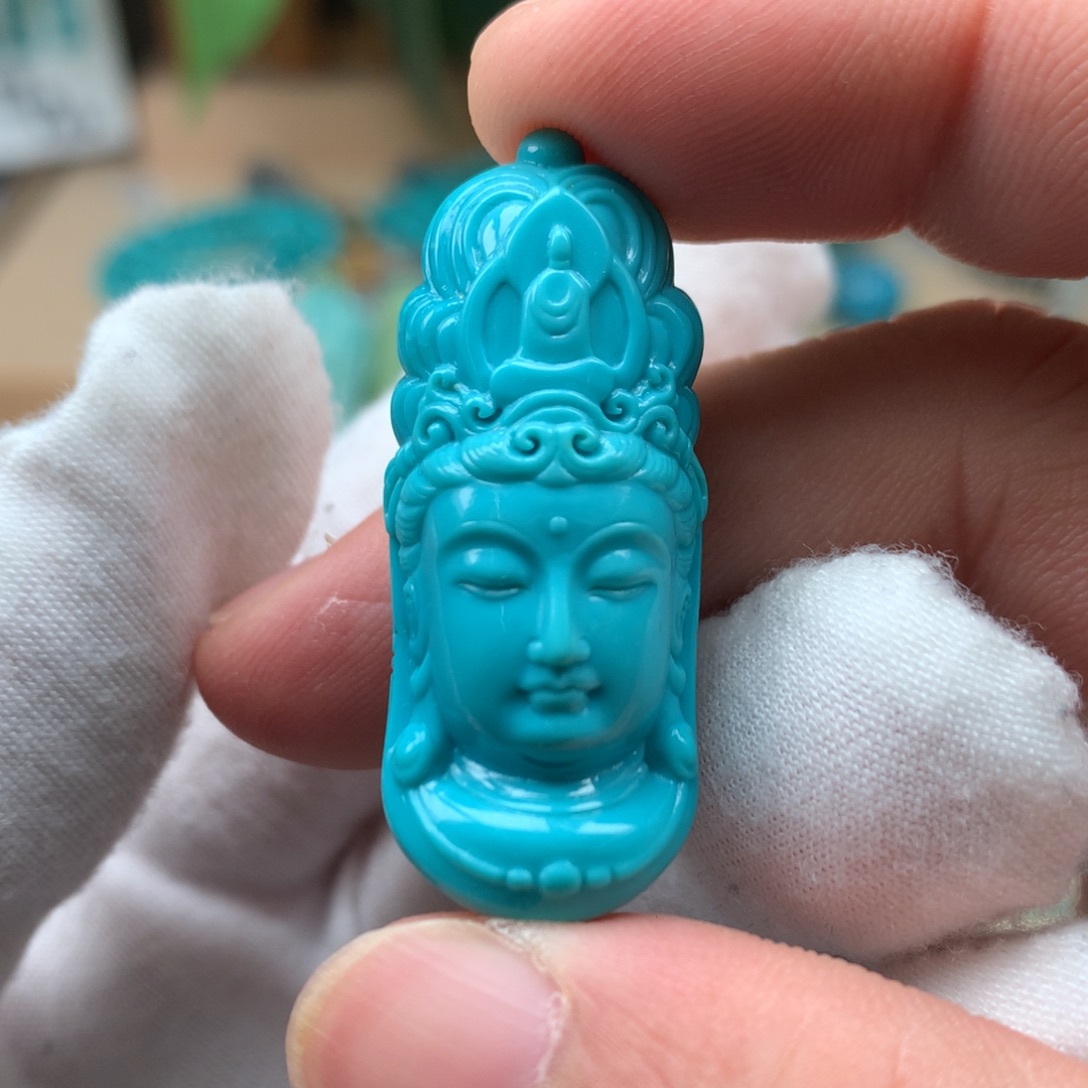 绿松石玉化金龙山观音首未镶嵌