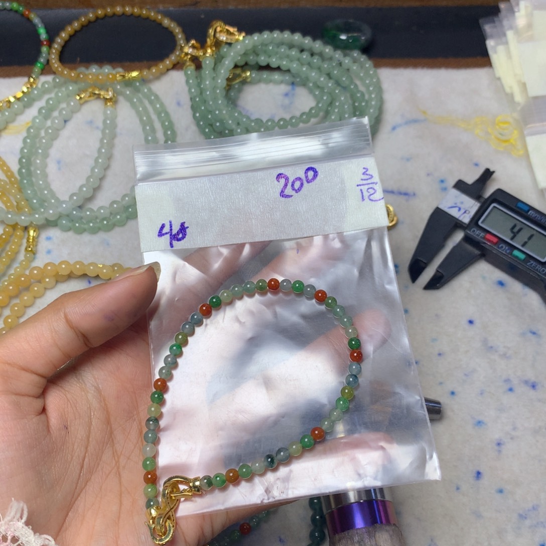 定制翡翠未镶嵌天然缅甸翡翠多样性