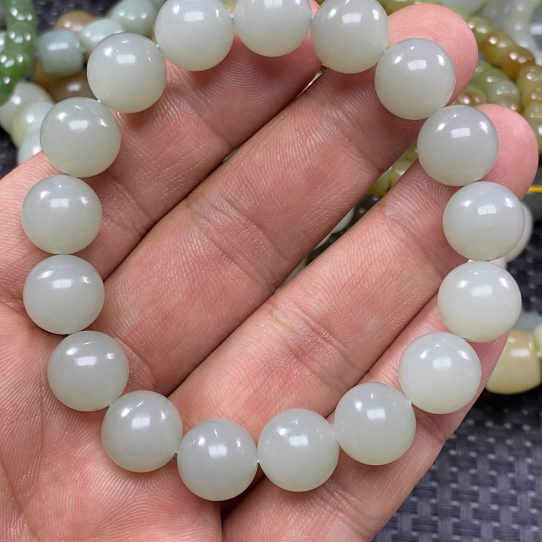 和田玉手链未镶嵌