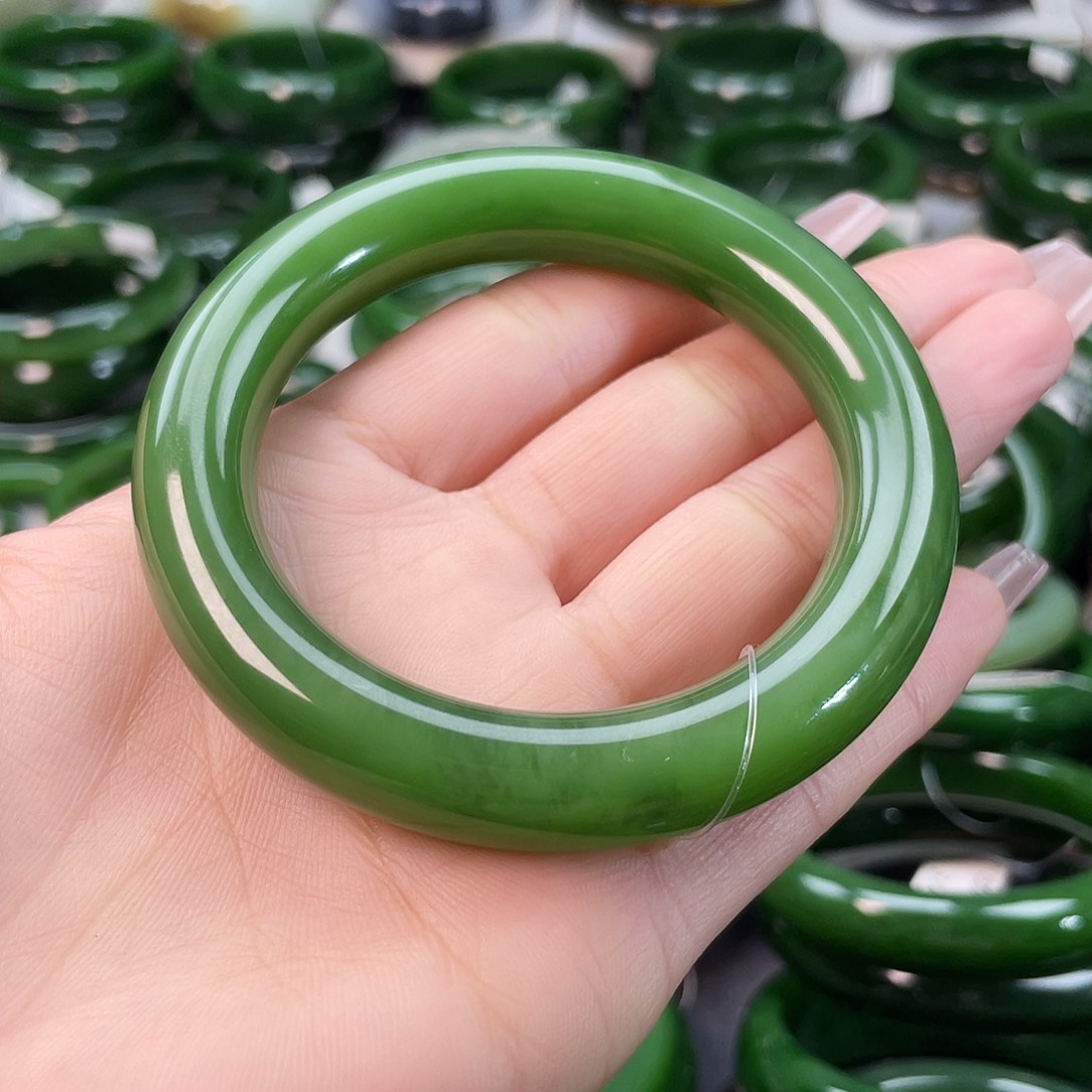 和田玉（碧玉）手镯未镶嵌