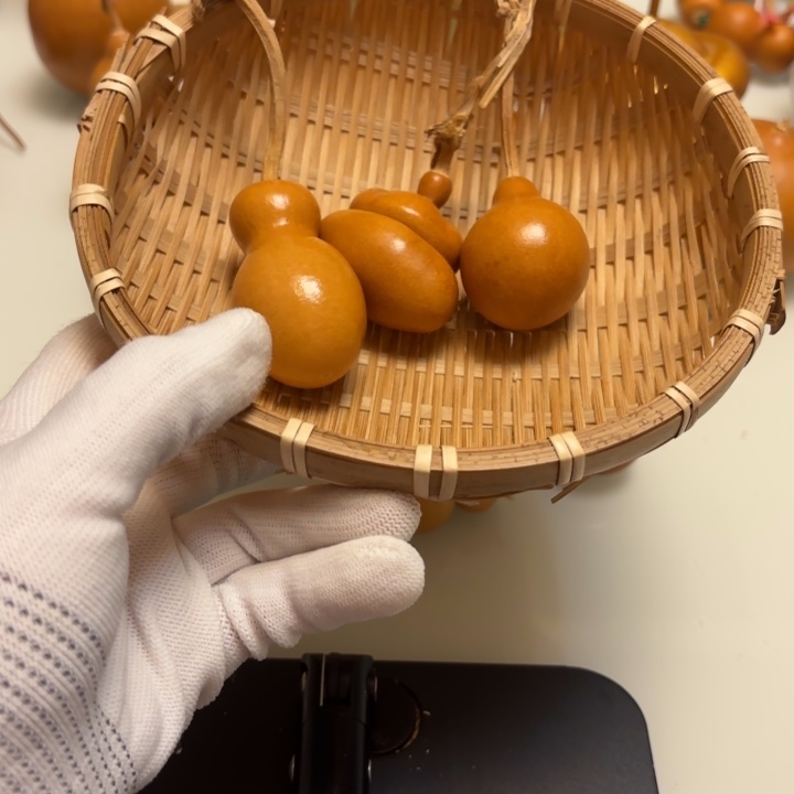 刘***井天然手捻老皮葫芦