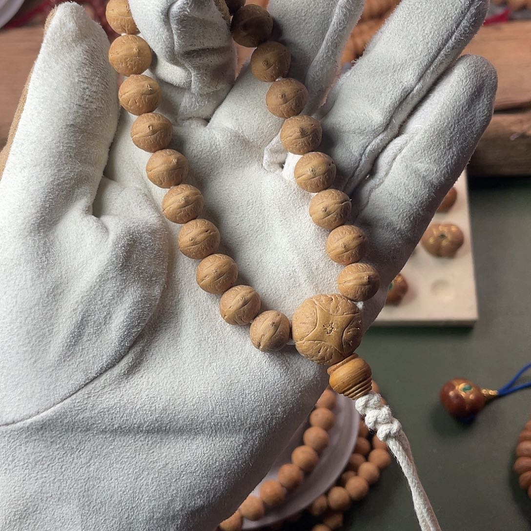 凤眼菩提吊坠11-11.2实心籽头货