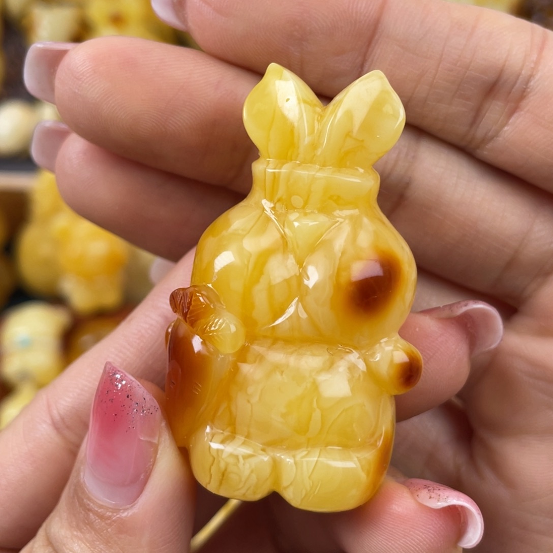 琥珀裸石未镶嵌蜜蜡