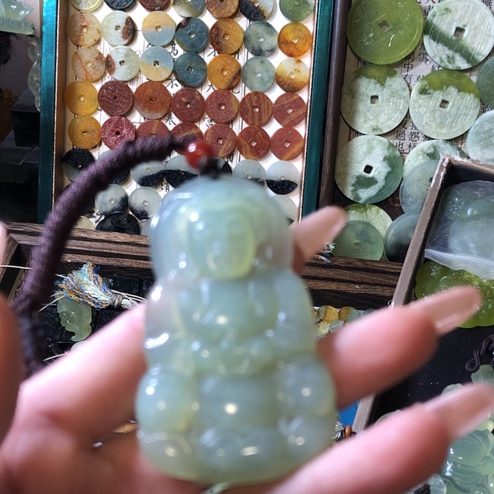 岫玉岫玉挂件未镶嵌