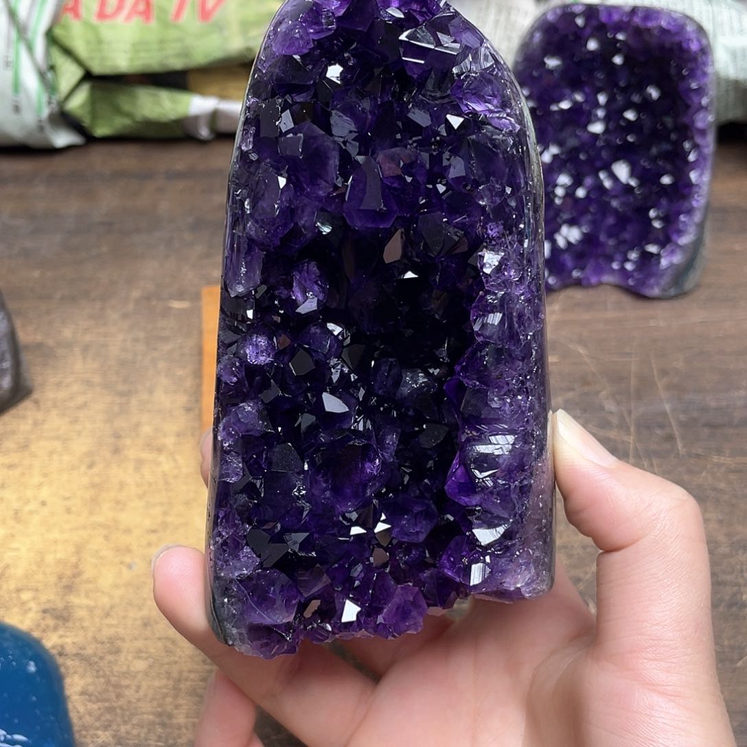 未镶嵌紫晶大型摆件（非配饰）