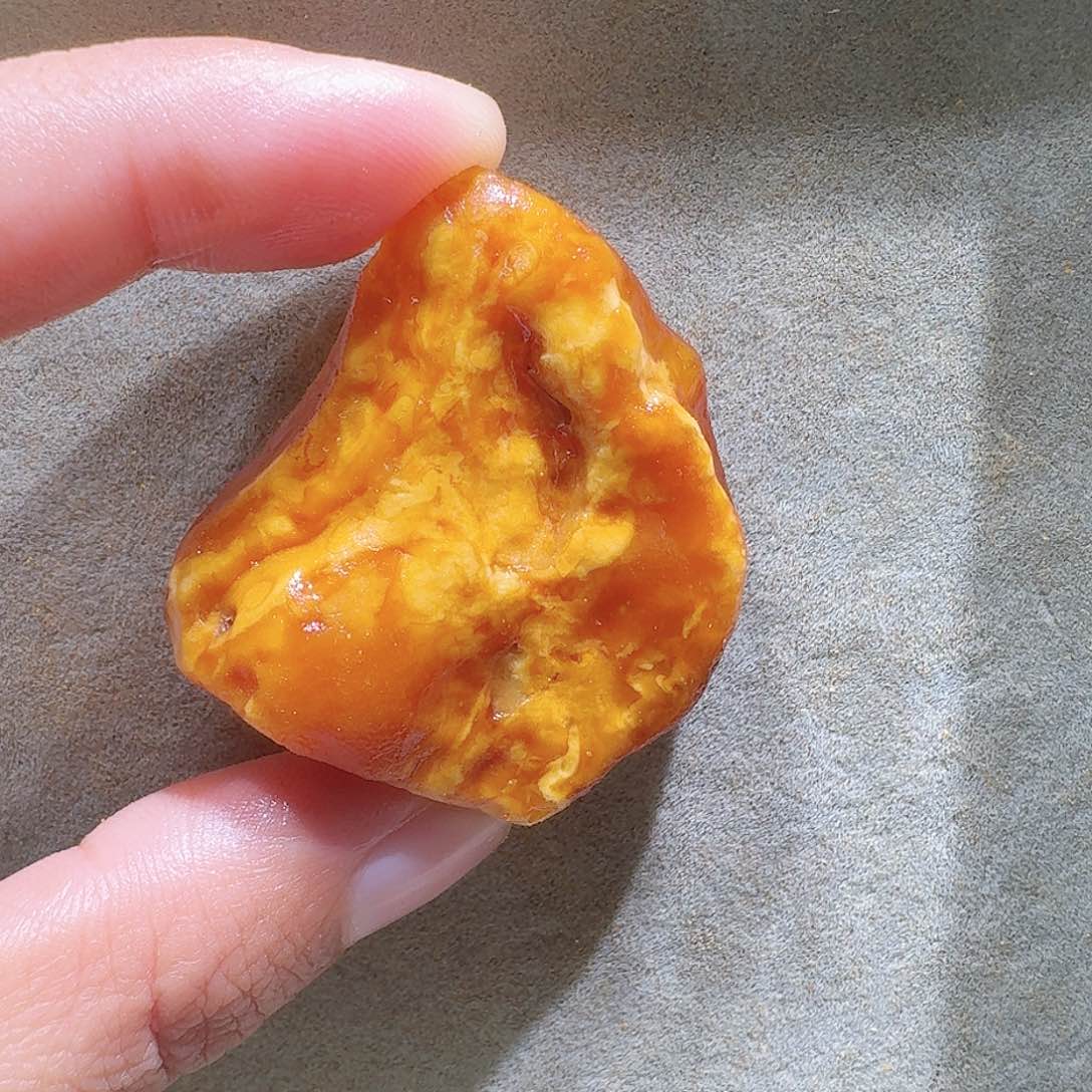 定制琥珀未镶嵌定制