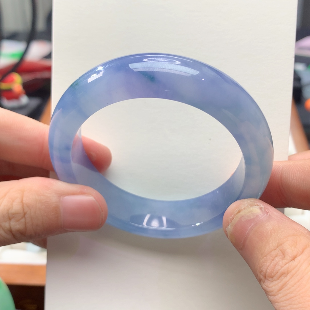 翡翠未镶嵌手镯妖艳紫罗兰