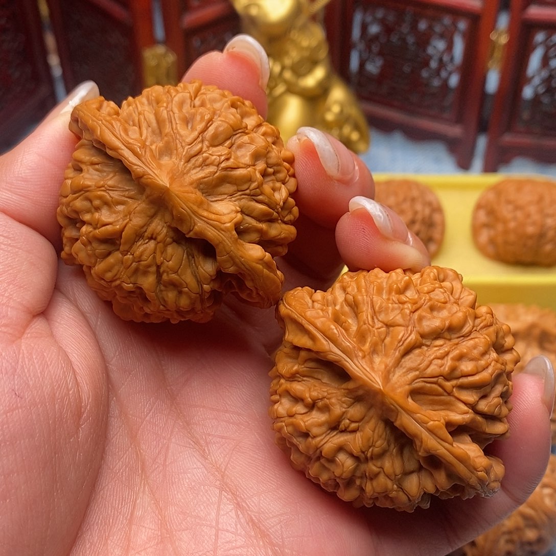 把件文玩核桃毕业红皮大官帽49全品