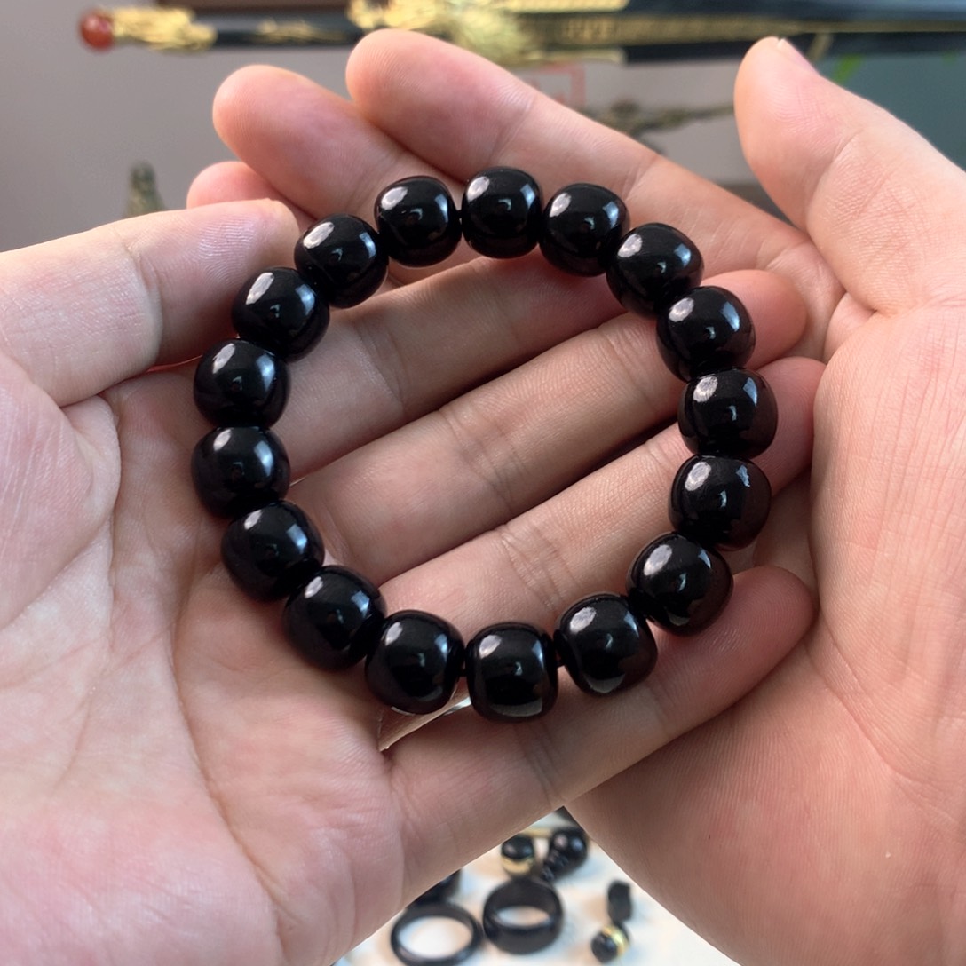 和田玉13m m手串未镶嵌万***爸