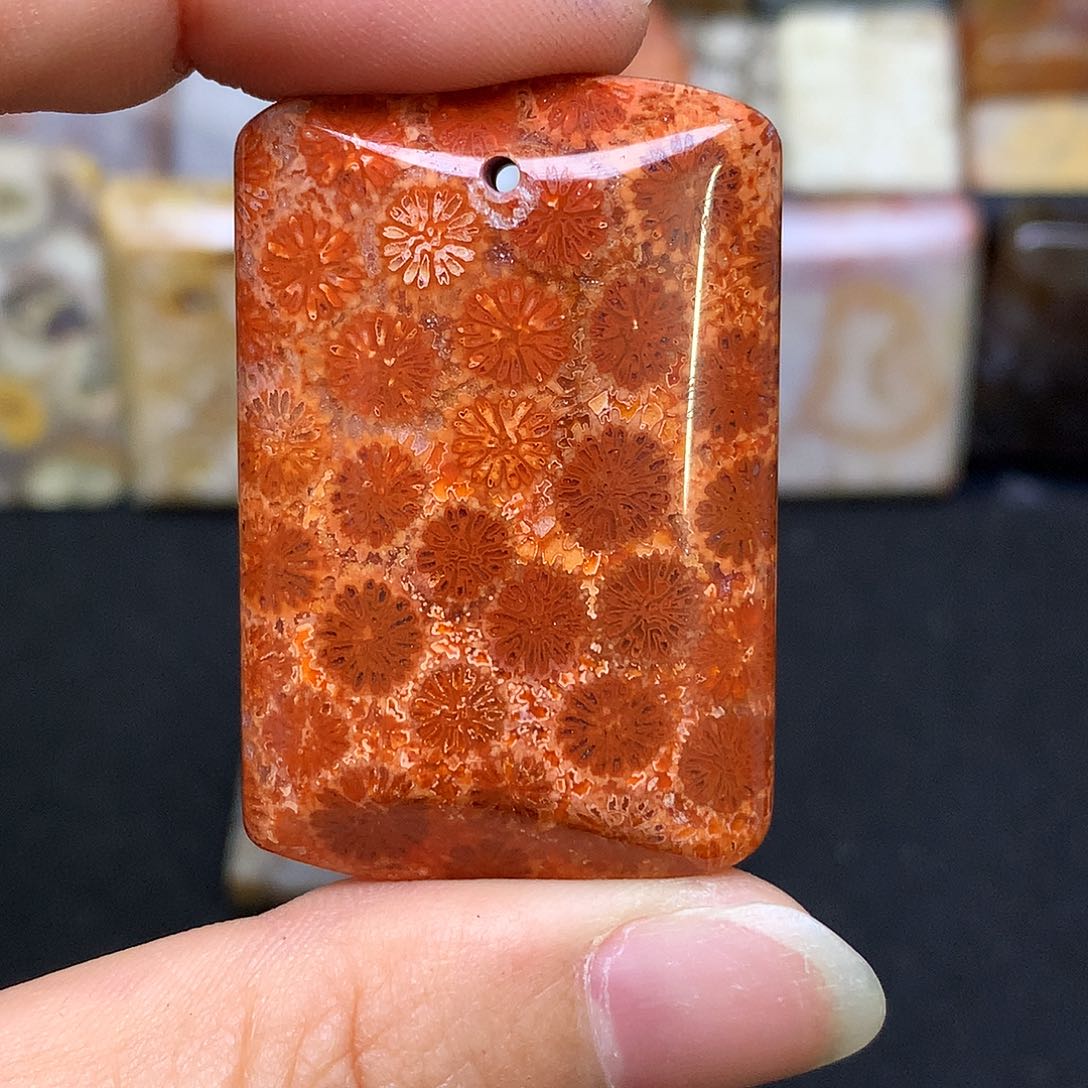 石英质玉颈饰未镶嵌悦*哎