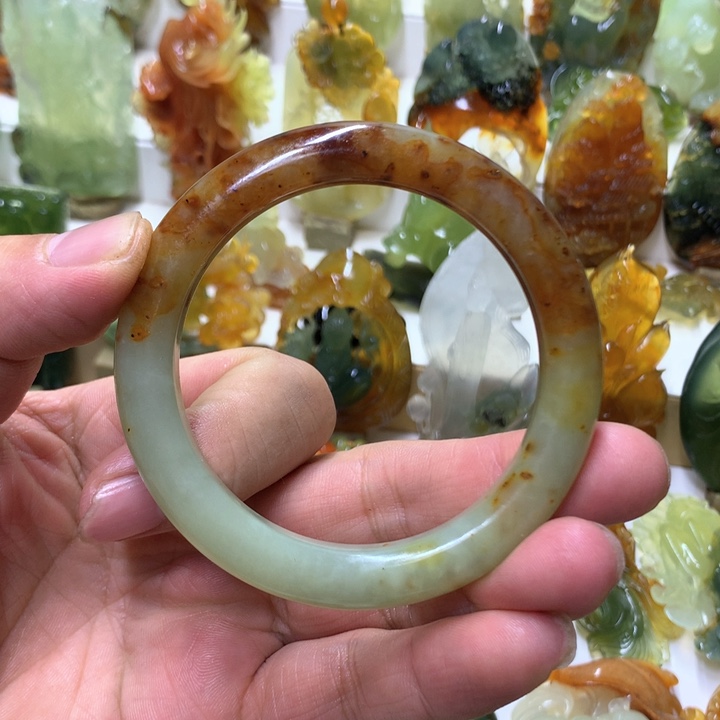 蛇纹石玉珠宝半成品未镶嵌