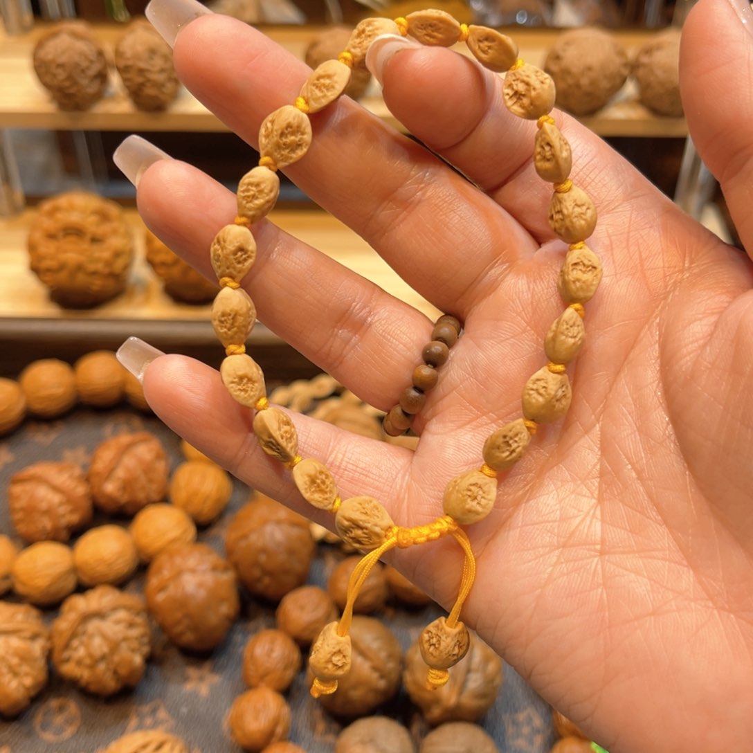 文玩核桃把件小鬼脸手串