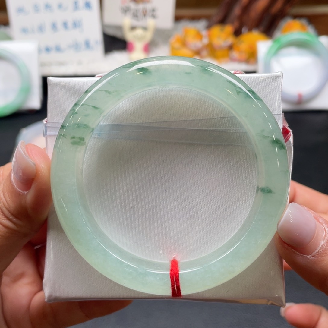 翡翠手镯未镶嵌29号