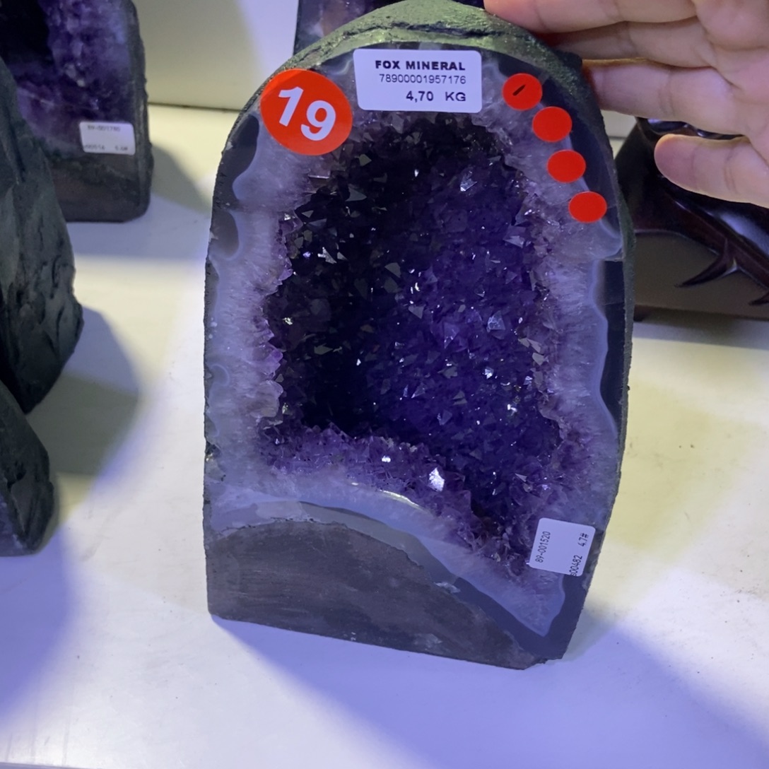 未镶嵌水晶大型摆件（非配饰）